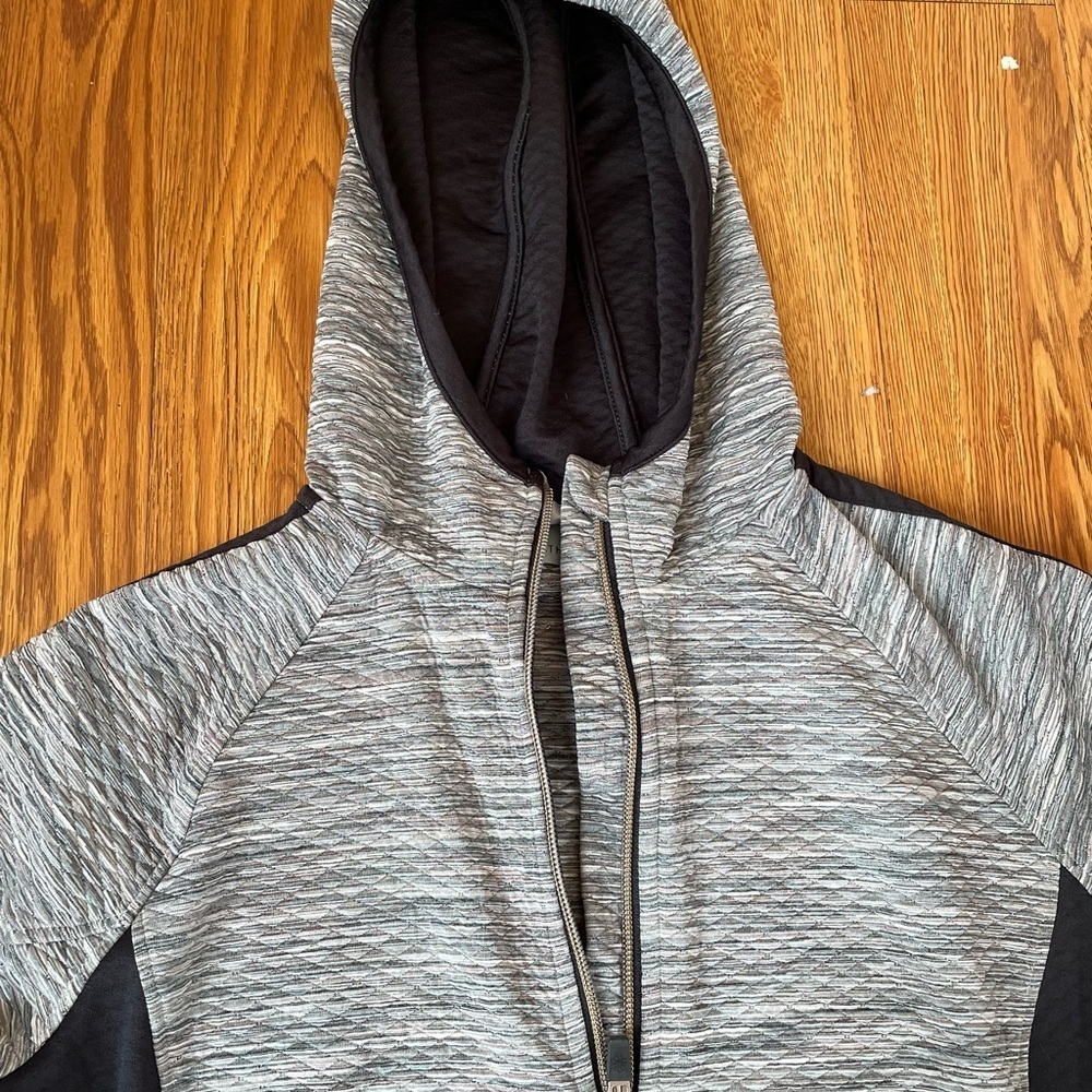 Athlete Snowscape Jacket
Size S - Picture 7 of 11